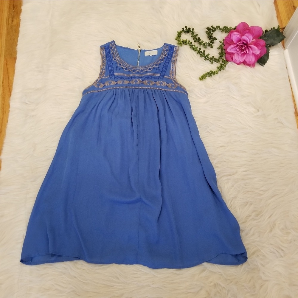 Mimi's 🔴Sleeveless Sheer Layered Dress